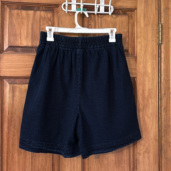 A new day high waisted short size Medium - Picture 2 of 6